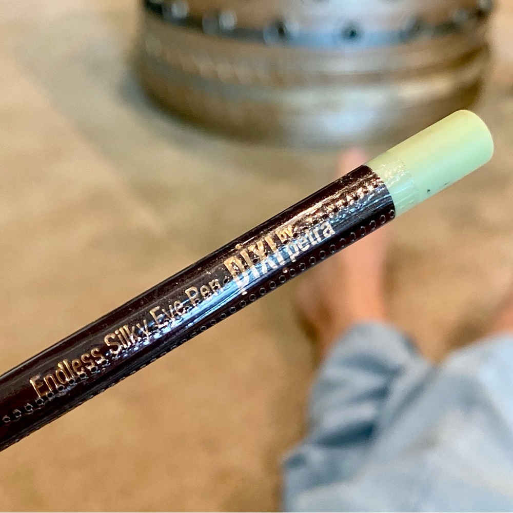 Make up / Nail / Skin Care Bundle— ❤️ 7 travel trial sized, 3 Full Sized ! - Picture 7 of 16
